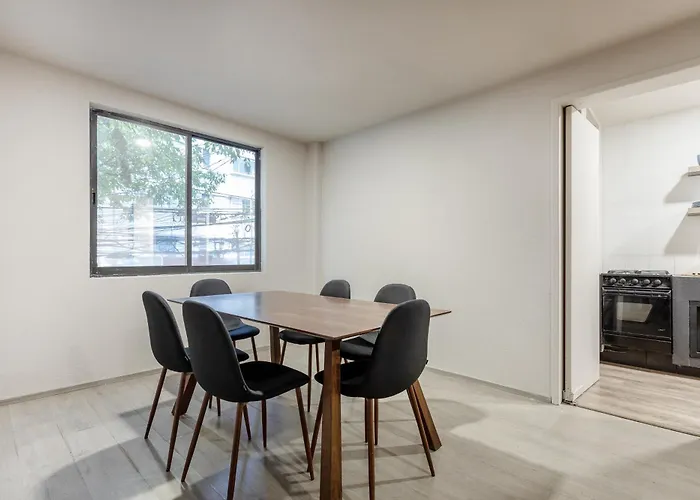 Elevate Your Roma - 2br - Wifi - Sleeps 7