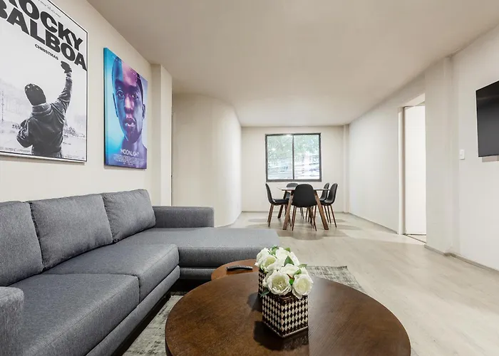 Elevate Your Roma - 2br - Wifi - Sleeps 7 *